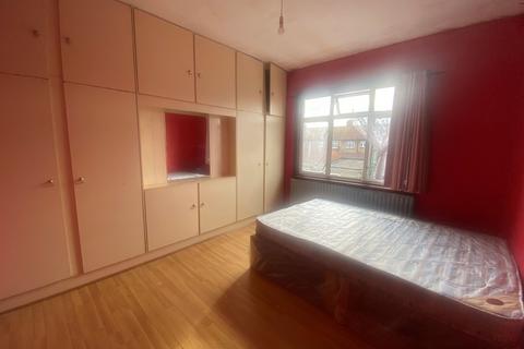 31 Stanley Road, Southall, UB1 1PB