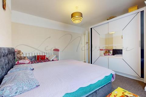 1 bedroom maisonette to rent, The Close, Eastcote, HA5