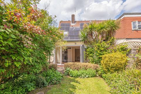 31 Whitings Road, Barnet, EN5 2QX