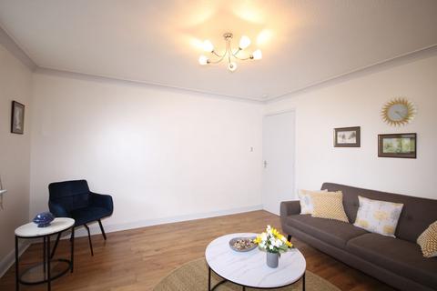 2 bedroom flat to rent, Woodend Court, Mount Vernon, Glasgow