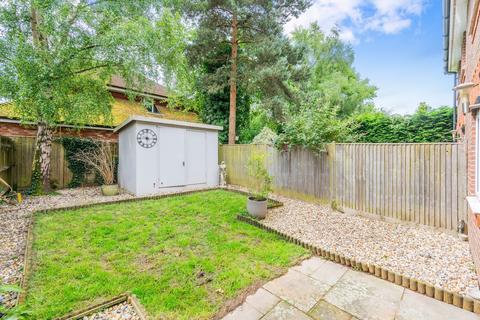 3 Badgers Copse, Crawley Down, Crawley, RH10 4BF