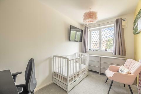 94b Penn Road, Datchet, Slough, SL3 9JE