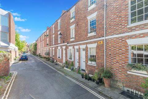 2 bedroom terraced house to rent, Beaumont Buildings, Oxford, OX1