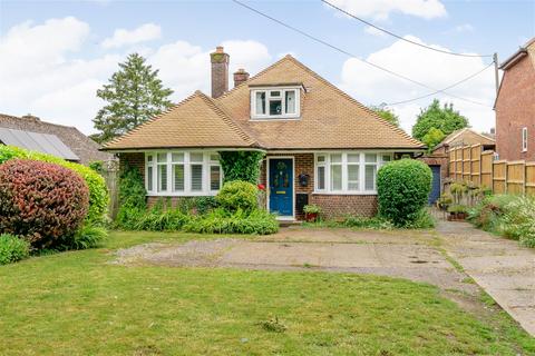 4 bedroom detached house for sale, Pack Lane, Kempshott