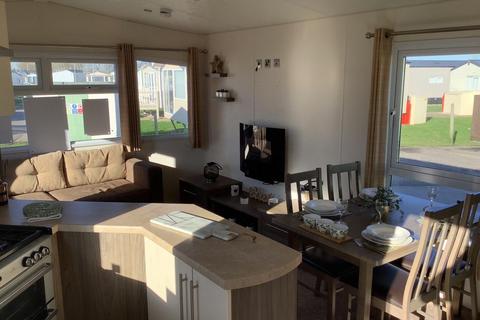 2 bedroom static caravan for sale, Marlie Holiday Park