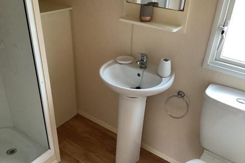 2 bedroom static caravan for sale, Marlie Holiday Park