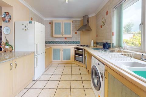 3 bedroom semi-detached house for sale, Kennedy Drive, Walmer, CT14