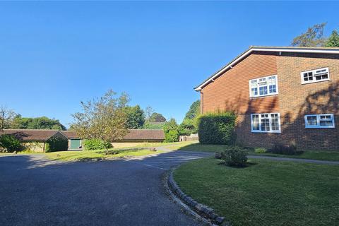 1 bedroom flat for sale, The Moorings, Surrey GU26