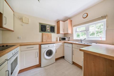 1 bedroom flat for sale, The Moorings, Surrey GU26