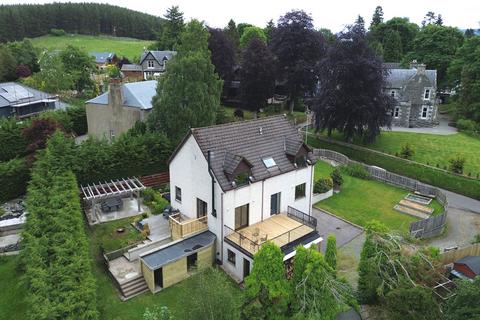 5 bedroom detached house for sale, Ardbroilach Road, Kingussie *CLOSING DATE FRIDAY 12TH JULY AT 12PM*