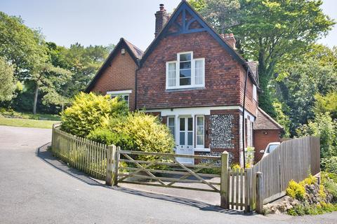 4 bedroom detached house for sale, Connaught Road, Connaught Park Connaught Road, CT16