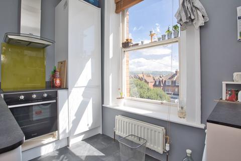 2 bedroom flat for sale, Castle Hill Avenue, Folkestone, CT20