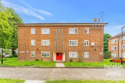 2 bedroom flat for sale, Grasmere Court, Bowes Park, N22