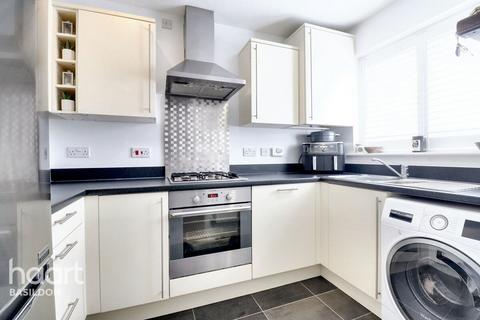 2 Abrahams Close, Basildon, SS14 3QQ