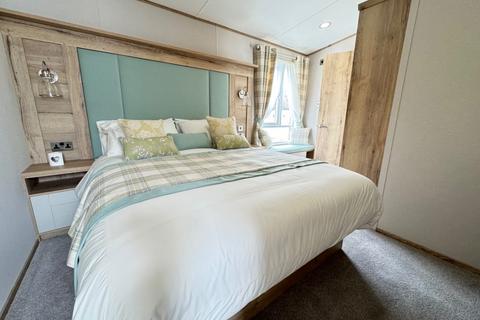 2 bedroom lodge for sale, Rye Harbour Holiday Park