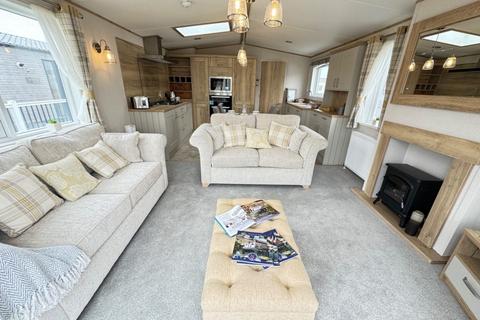 2 bedroom lodge for sale, Rye Harbour Holiday Park