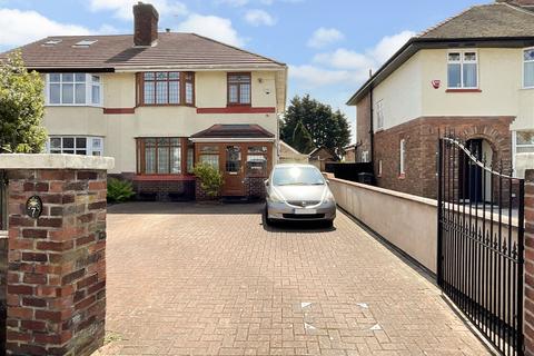 3 bedroom semi-detached house for sale, Lynton Road, Southport PR8