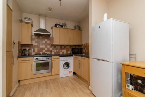 2 bedroom flat for sale, Cornwall Gardens, Cliftonville, CT9