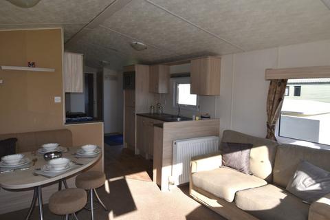 2 bedroom static caravan for sale, Sand le Mere Holiday Park