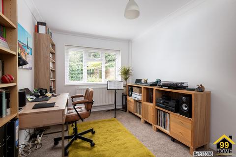 2a Second Avenue, Gillingham, ME7 2HX