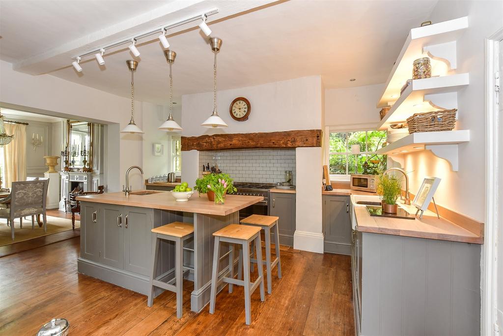 Kitchen/Breakfast Area