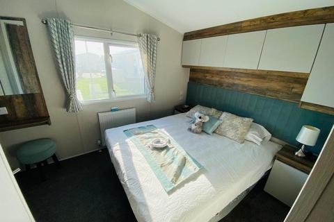 2 bedroom static caravan for sale, Seawick Holiday Park