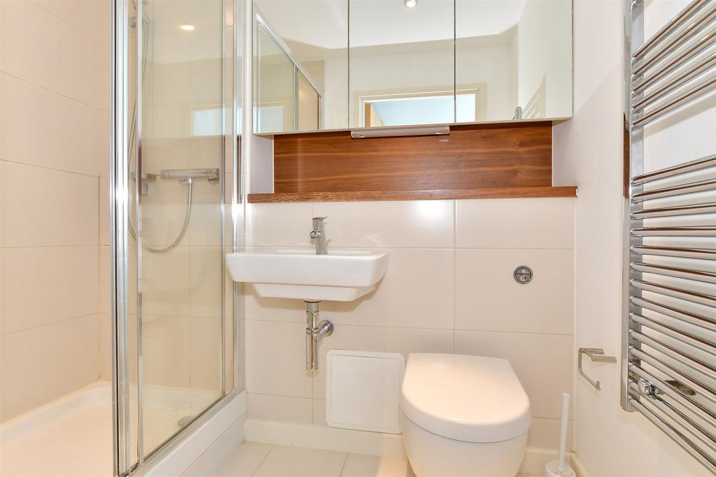 En Suite Shower Room