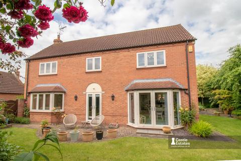 4 bedroom detached house for sale, Farriers Green, Clifton Village, NG11 8ND