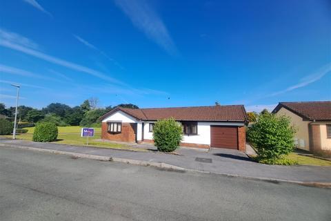 3 bedroom detached bungalow for sale, Woodlands Park, Betws, Ammanford, SA18