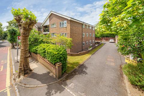 3 bedroom apartment for sale, Maxwell Road, Northwood, Middlesex