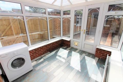 5 Bramley Gardens, Poulton-le-fylde, FY6 7RD