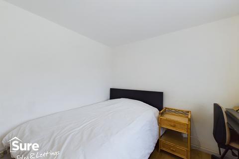 1 bedroom terraced house to rent, Double Room - Whitwell Road, Watford, Hertfordshire, WD25 9SS