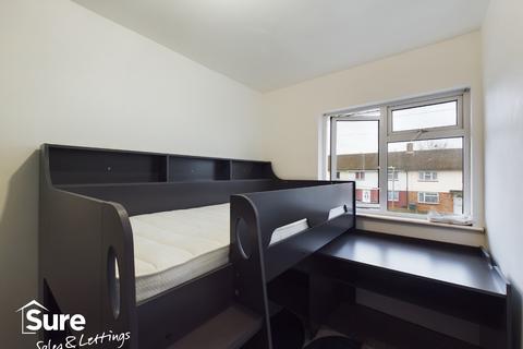 1 bedroom terraced house to rent, Single Room - Whitwell Road, Watford, Hertfordshire, WD25 9SS