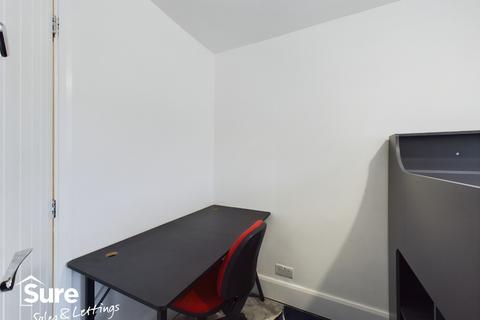 1 bedroom terraced house to rent, Single Room - Whitwell Road, Watford, Hertfordshire, WD25 9SS