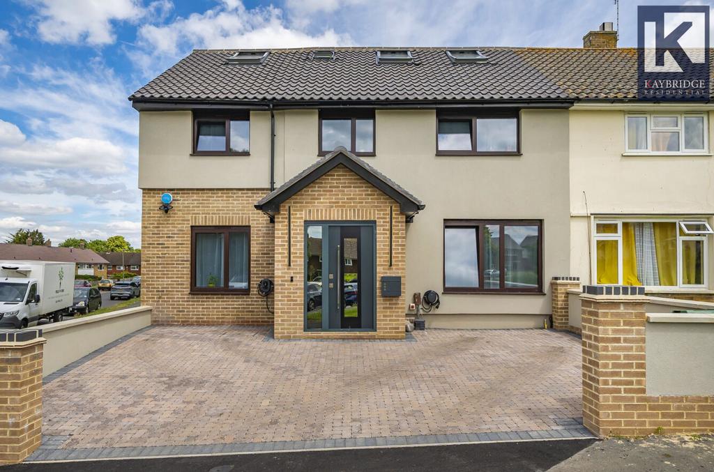Scotts Farm Road, Epsom