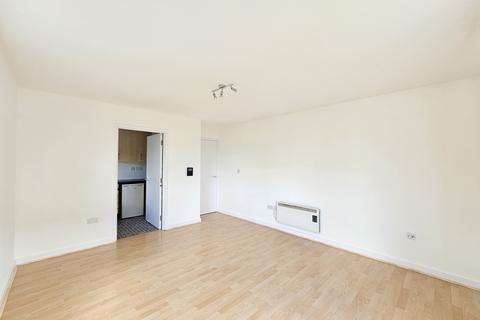 1 bedroom flat to rent, Erin Court, Walm Lane, Willesden, NW2