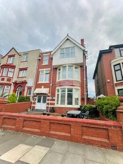 Hotel for sale, King George Avenue, Blackpool, Lancashire, FY2 9SN