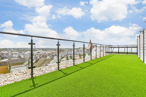 3 bedroom penthouse for sale, The Carriage House, Tunbridge Wells TN1