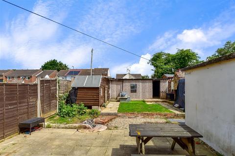 3 bedroom semi-detached house for sale, Griffin Crescent, Littlehampton, West Sussex