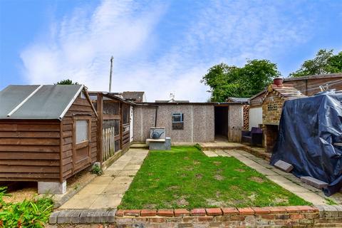 3 bedroom semi-detached house for sale, Griffin Crescent, Littlehampton, West Sussex