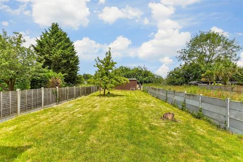 4 bedroom terraced house for sale, Theydon Crescent, Basildon, Essex