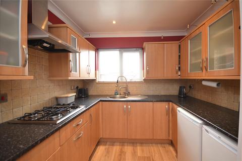 3 bedroom semi-detached house for sale, Garforth Court, Mirfield, West Yorkshire, WF14