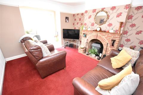 3 bedroom semi-detached house for sale, Selby Road, Leeds, West Yorkshire