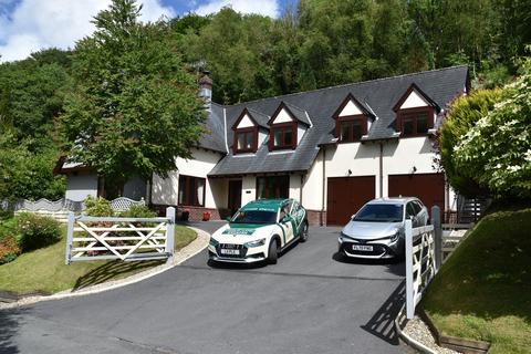 4 bedroom detached house for sale, Anwylyd, Cwmpengraig