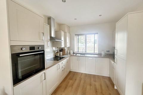 2 bedroom bungalow for sale, Wallington Close, Marden Estate, North Shields, Tyne and Wear, NE30 3AP