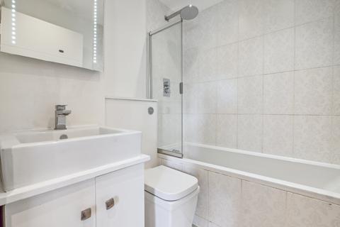 1 bedroom flat to rent, Cavendish Road, London