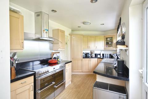 5 Manor Close, Portishead, Bristol, BS20 8NX