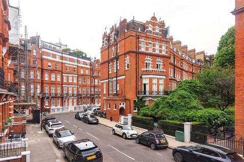 1 bedroom flat to rent, Egerton Gardens, Knightsbridge