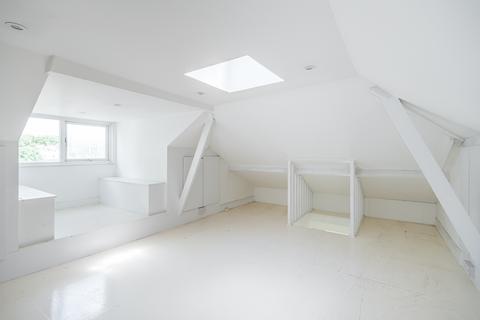 6 bedroom end of terrace house to rent, Northampton Park, Canonbury, Islington, London