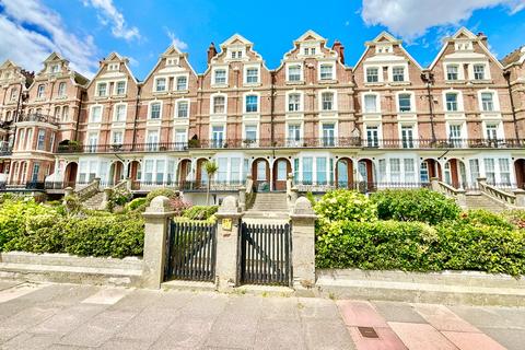 2 bedroom ground floor flat for sale, Knole Road, Bexhill-on-Sea, TN40